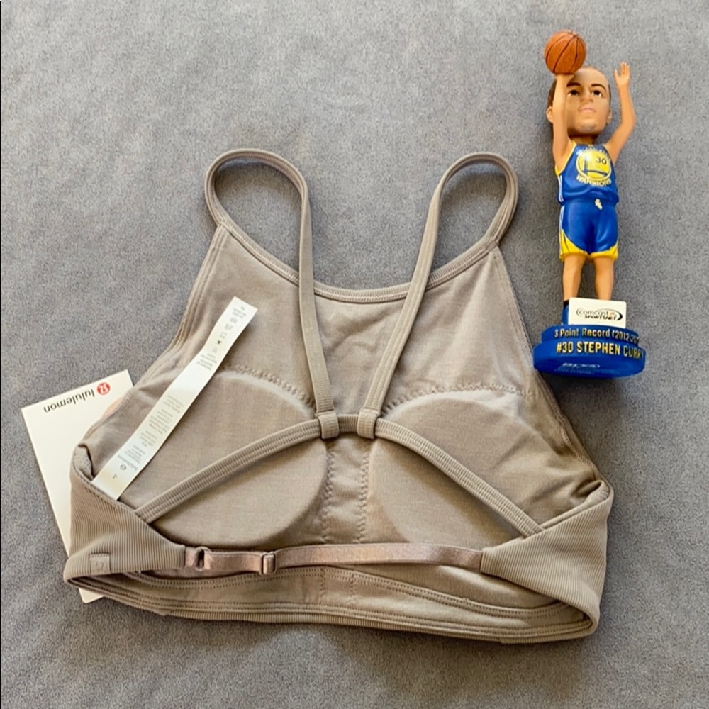 Lululemon inner glow bra - Picture 3 of 4